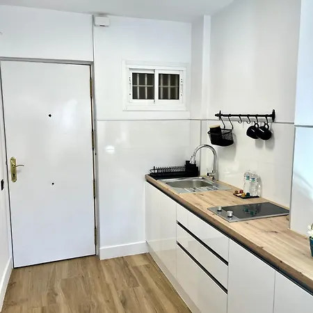 Beautiful Brand New Study 24-hour Reception Apartamento *