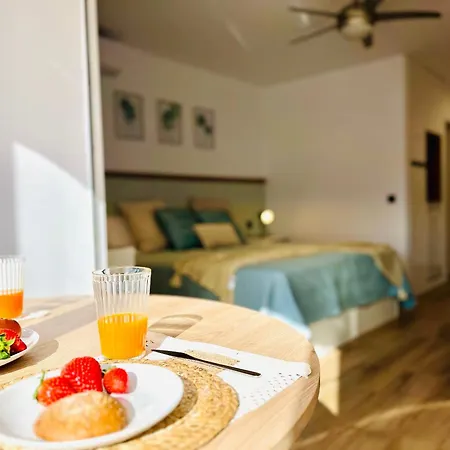 Beautiful Brand New Study 24-hour Reception * Benalmádena