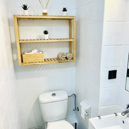 Beautiful Brand New Study 24-hour Reception Apartamento