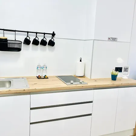 Beautiful Brand New Study 24-hour Reception Benalmádena